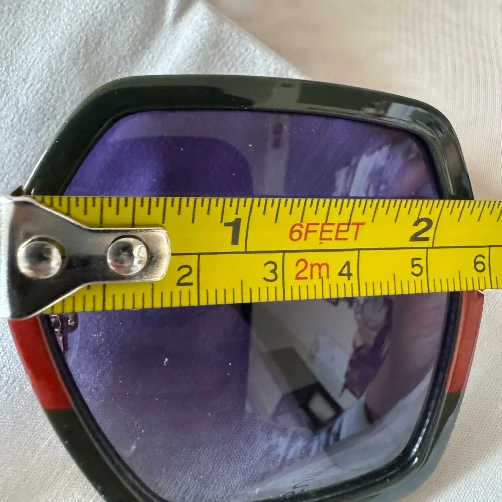 Designer inspired look for less Sunglasses by Wow Sun - NWT with cloth and pouch